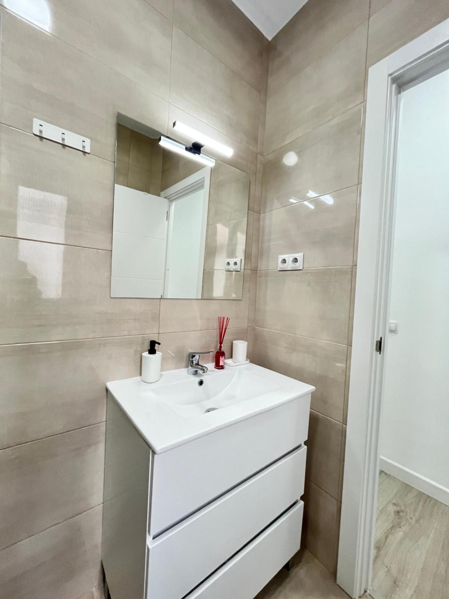 Exclusivo Atico Chamberi Apartment Madrid Luaran gambar